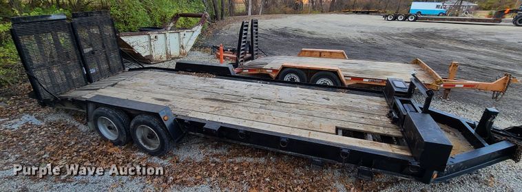 image for item DJ1521 2004 Towmaster  equipment trailer