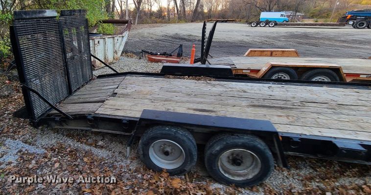 image for item DJ1521 2004 Towmaster  equipment trailer