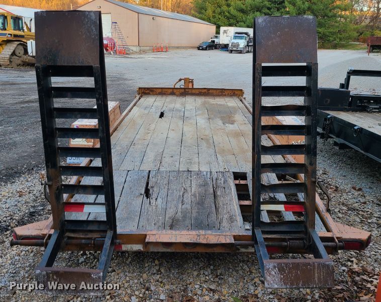 image for item DJ1522 2014 Redi Haul FSL14HD  equipment trailer