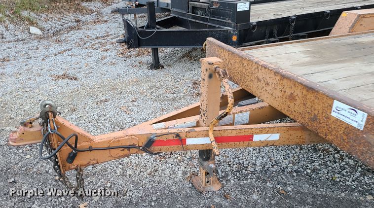 image for item DJ1522 2014 Redi Haul FSL14HD  equipment trailer