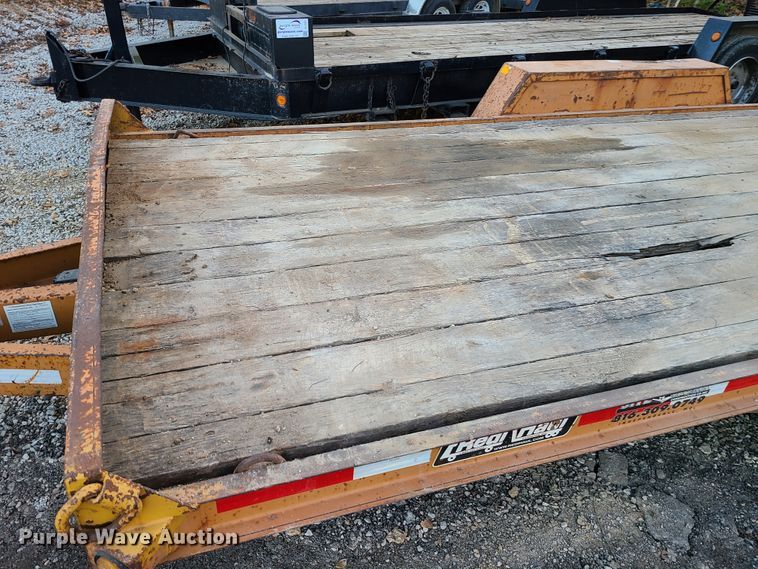 image for item DJ1522 2014 Redi Haul FSL14HD  equipment trailer