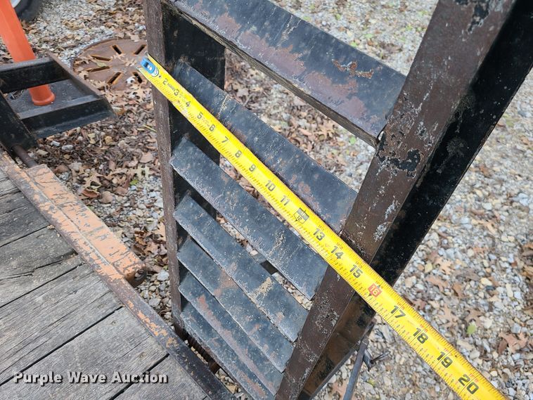 image for item DJ1522 2014 Redi Haul FSL14HD  equipment trailer