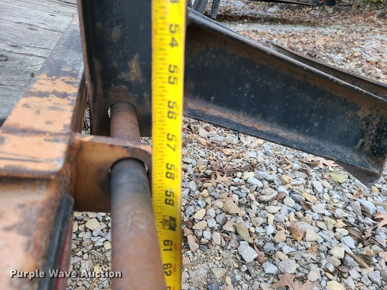 image for item DJ1522 2014 Redi Haul FSL14HD  equipment trailer