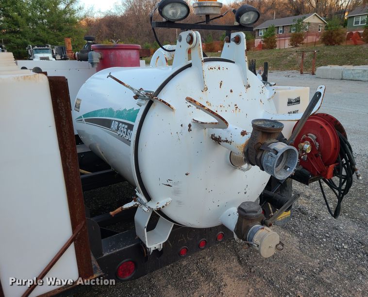 image for item DJ1523 Vactron Air 355SDT  vacuum excavator