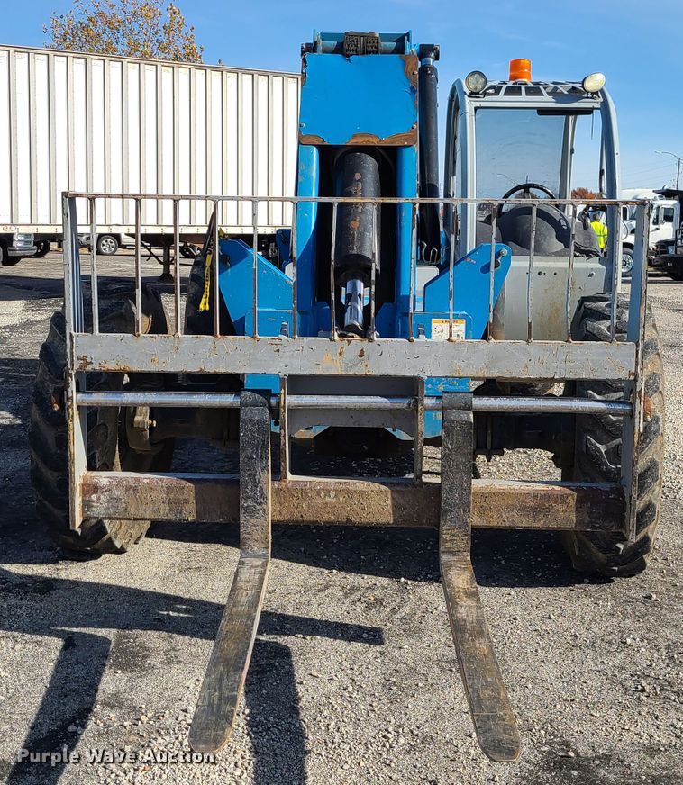 image for item DJ1548 2012 Genie GTH-844  telehandler