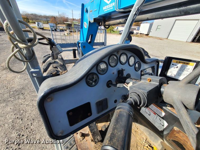 image for item DJ1548 2012 Genie GTH-844  telehandler