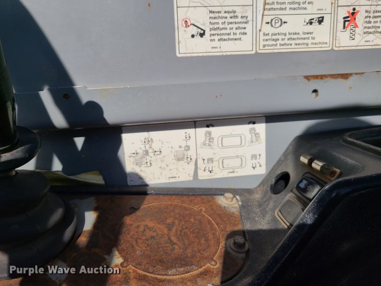 image for item DJ1548 2012 Genie GTH-844  telehandler