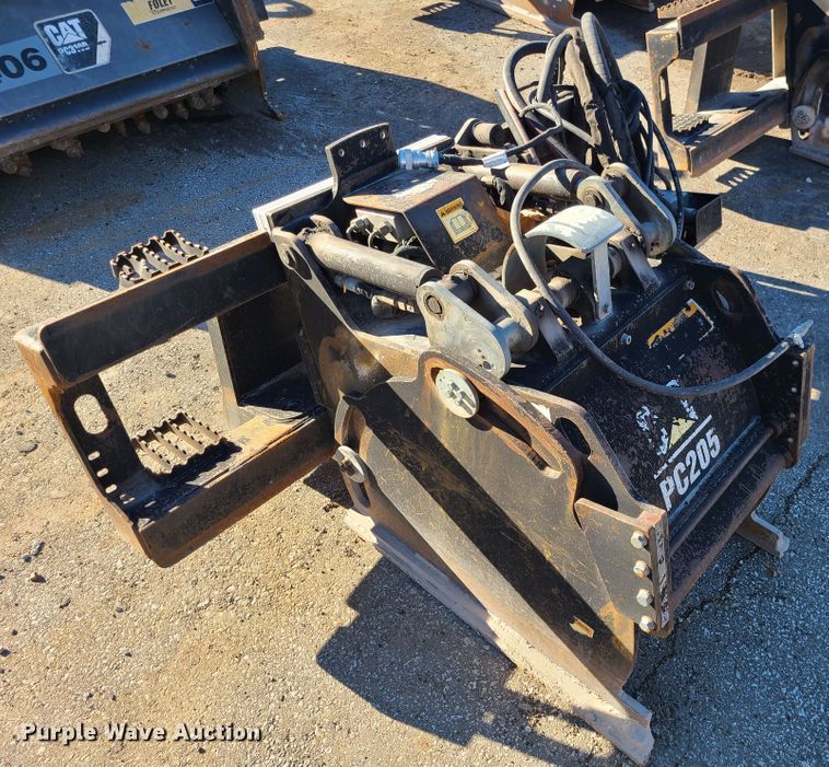 image for item DJ1560 Caterpillar PC205 18"W skid steer cold planer