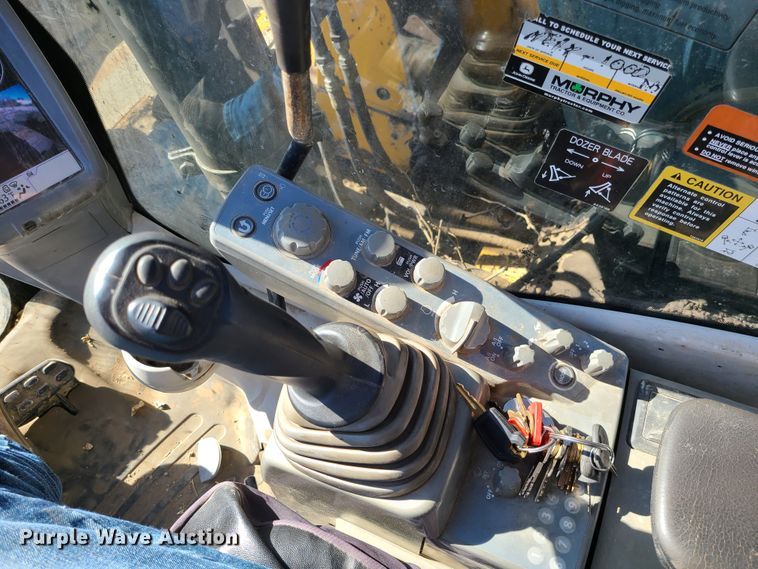 image for item DJ1562 John Deere 135G  excavator