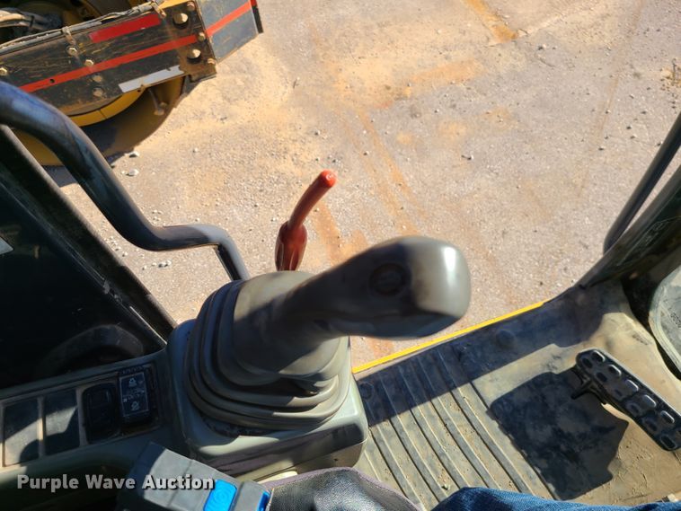 image for item DJ1562 John Deere 135G  excavator