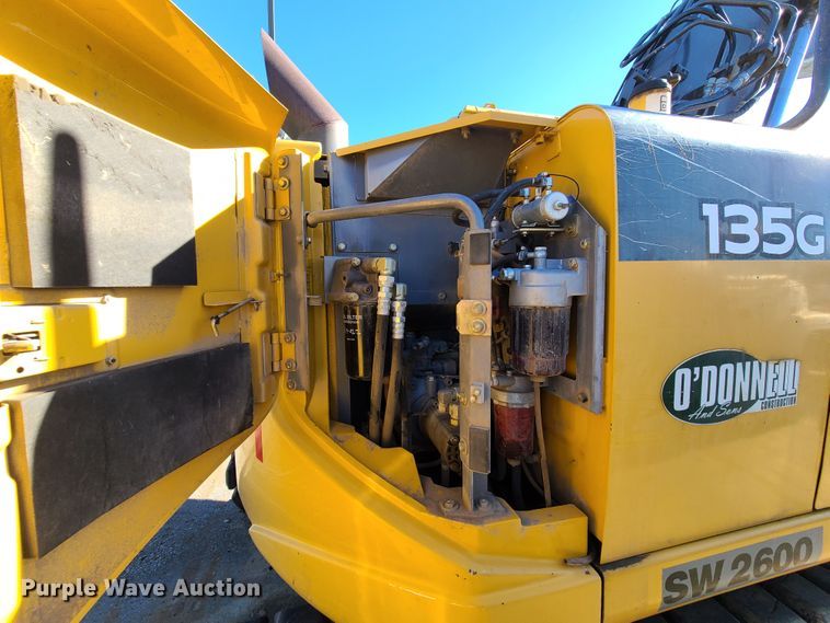 image for item DJ1562 John Deere 135G  excavator