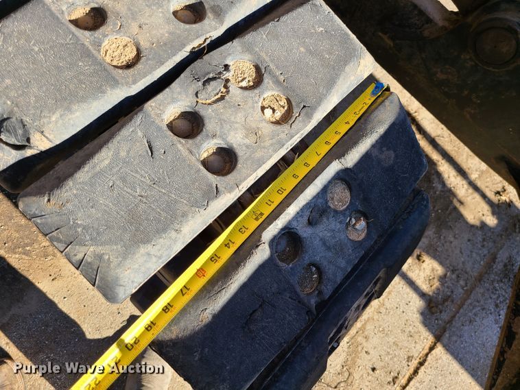 image for item DJ1562 John Deere 135G  excavator