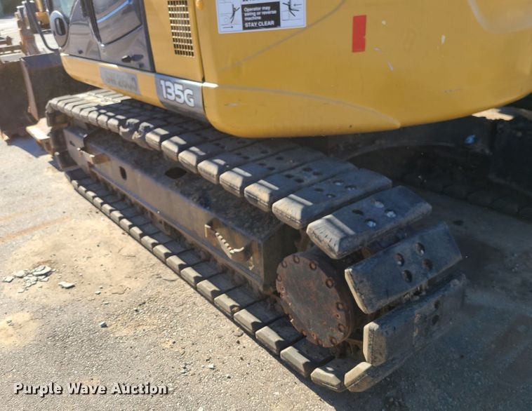 image for item DJ1562 John Deere 135G  excavator