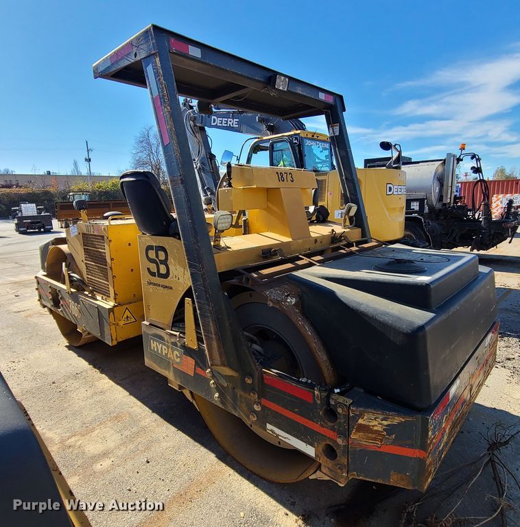 image for item DJ1564 Hypac C766C  double drum vibratory roller