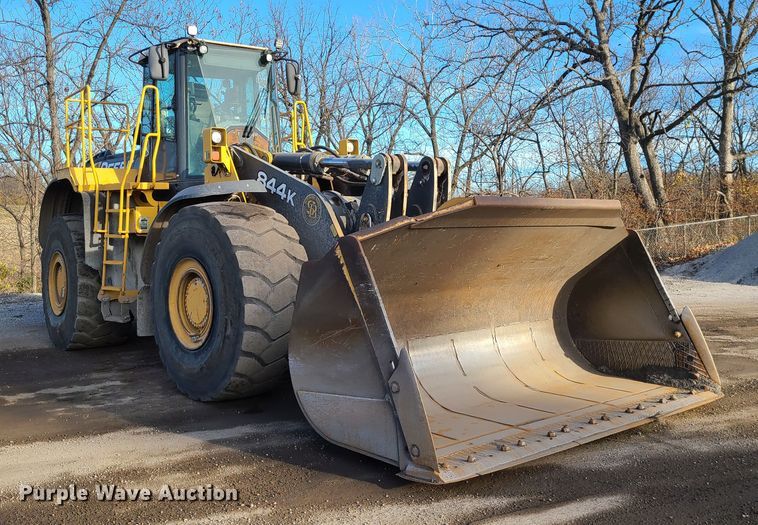 image for item DJ1577 2009 John Deere 844K  wheel loader
