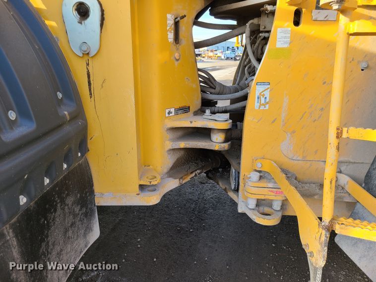 image for item DJ1577 2009 John Deere 844K  wheel loader