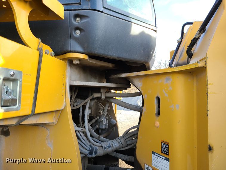 image for item DJ1577 2009 John Deere 844K  wheel loader