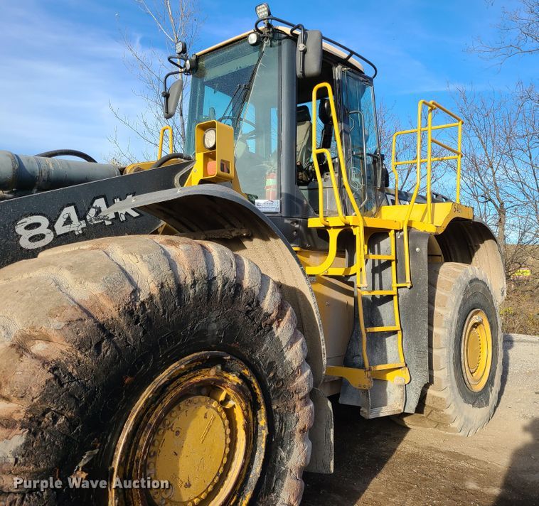 image for item DJ1577 2009 John Deere 844K  wheel loader