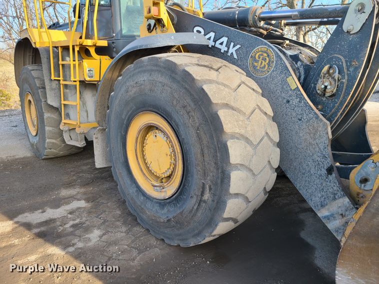 image for item DJ1577 2009 John Deere 844K  wheel loader