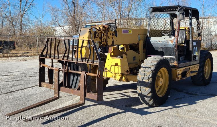 image for item DJ1649 2001 Caterpillar TH63  telehandler