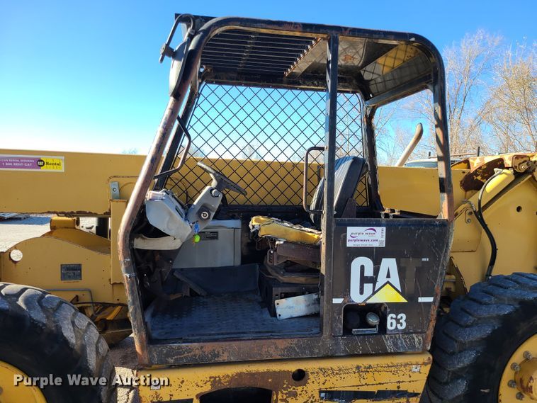 image for item DJ1649 2001 Caterpillar TH63  telehandler