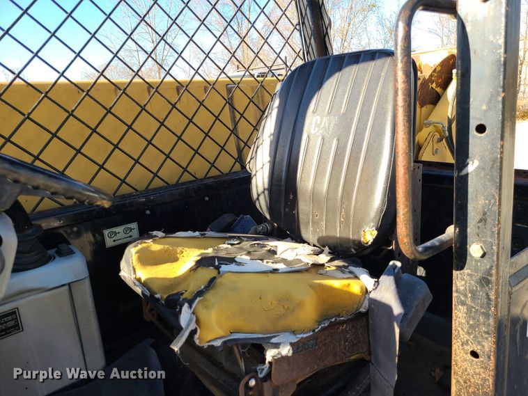 image for item DJ1649 2001 Caterpillar TH63  telehandler