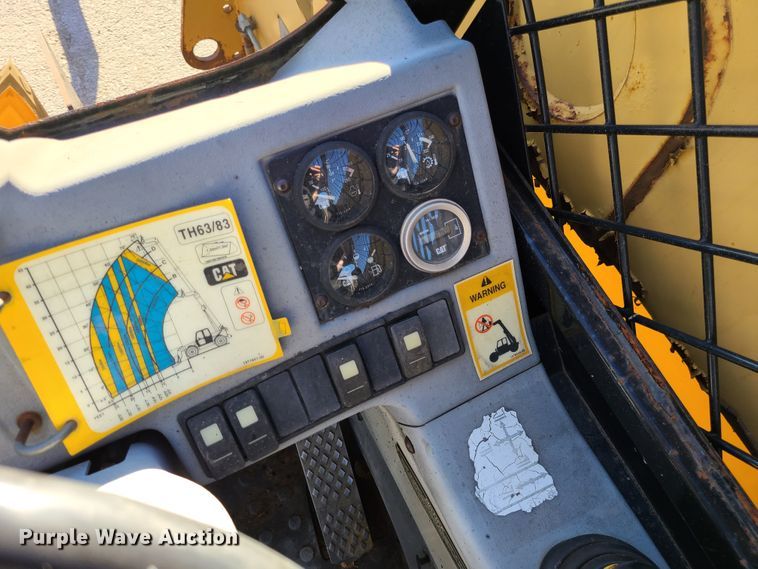 image for item DJ1649 2001 Caterpillar TH63  telehandler