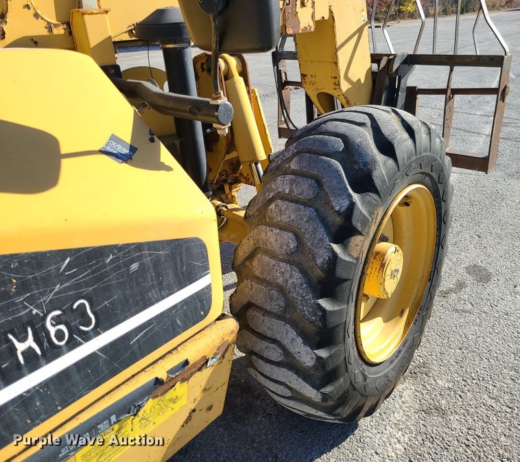 image for item DJ1649 2001 Caterpillar TH63  telehandler