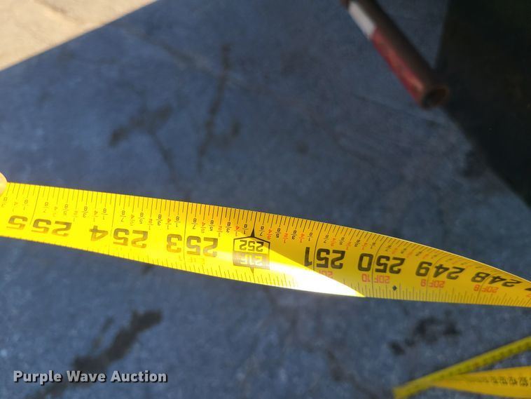 image for item DJ1650 2003 International 7400  dump flatbed truck