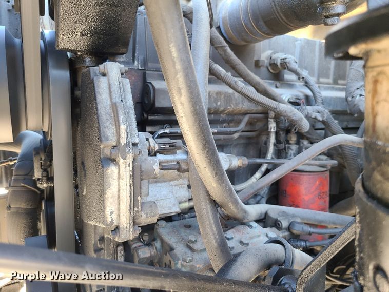 image for item DJ1650 2003 International 7400  dump flatbed truck