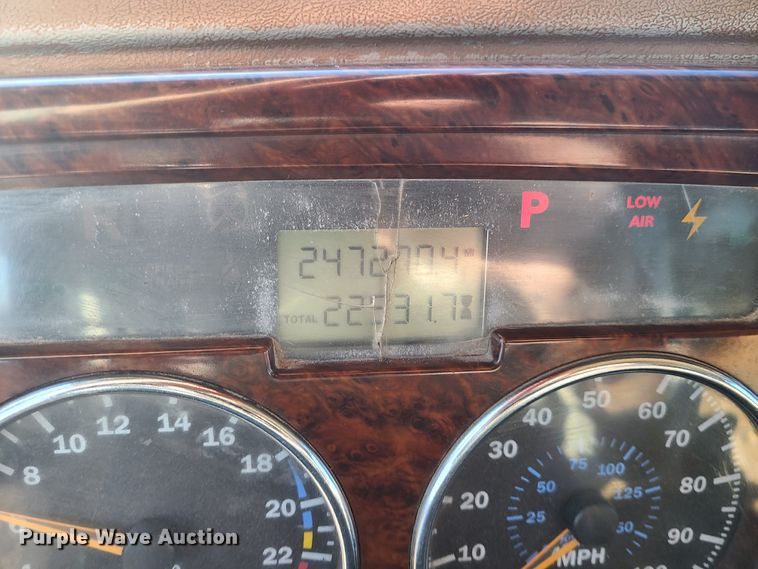 image for item DJ1653 2006 Mack CV713  grapple truck with trailer