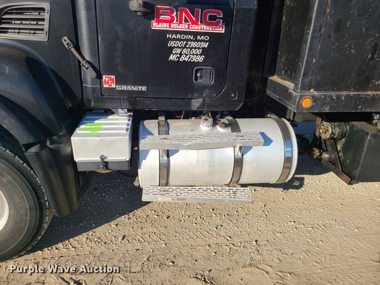 image for item DJ1653 2006 Mack CV713  grapple truck with trailer