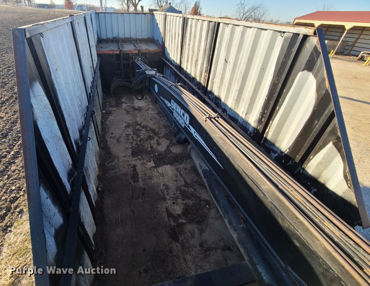 image for item DJ1653 2006 Mack CV713  grapple truck with trailer