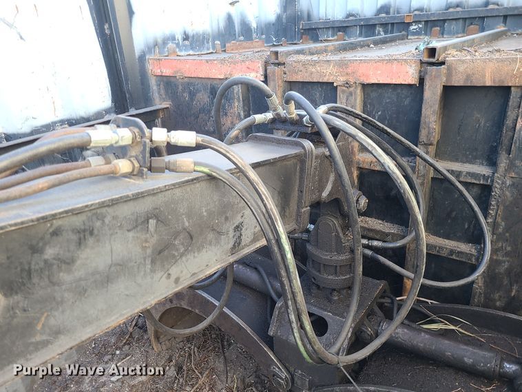 image for item DJ1653 2006 Mack CV713  grapple truck with trailer