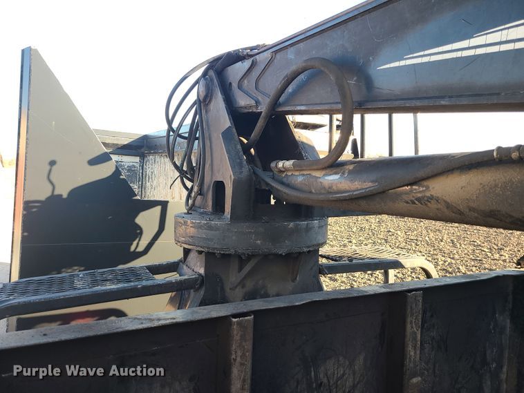 image for item DJ1653 2006 Mack CV713  grapple truck with trailer