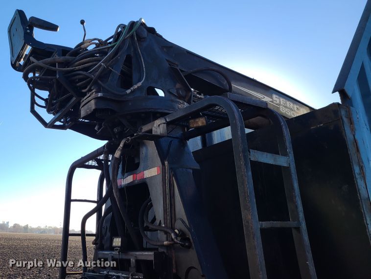 image for item DJ1653 2006 Mack CV713  grapple truck with trailer