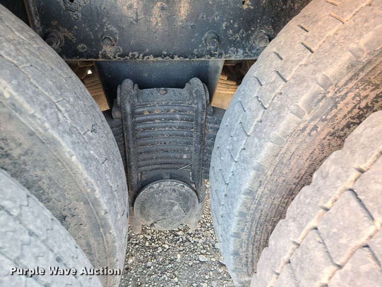 image for item DJ1653 2006 Mack CV713  grapple truck with trailer