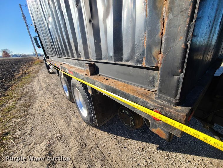 image for item DJ1653 2006 Mack CV713  grapple truck with trailer