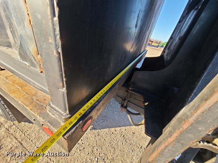 image for item DJ1653 2006 Mack CV713  grapple truck with trailer