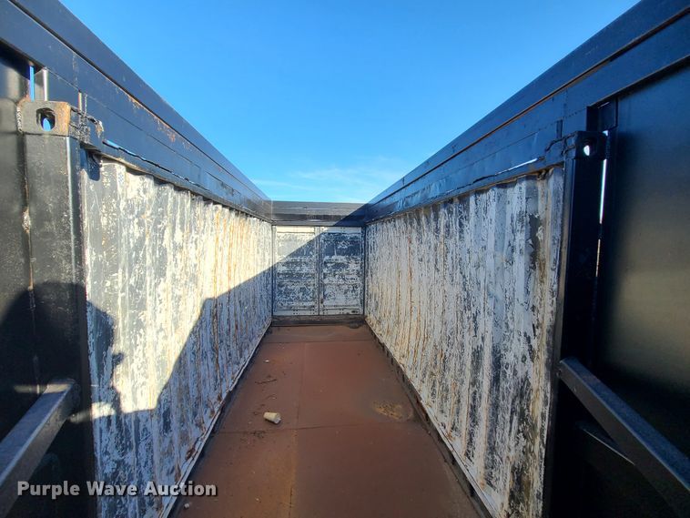 image for item DJ1653 2006 Mack CV713  grapple truck with trailer