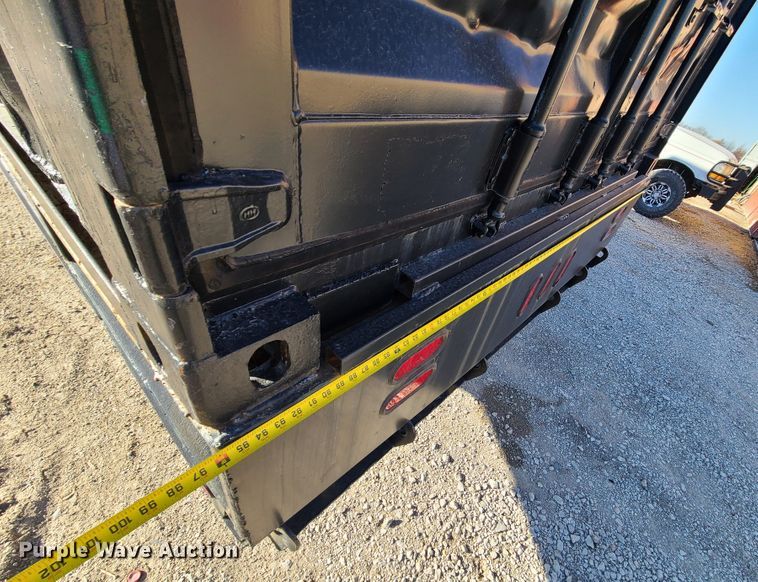 image for item DJ1653 2006 Mack CV713  grapple truck with trailer