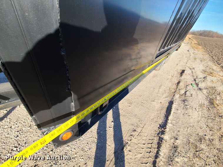 image for item DJ1653 2006 Mack CV713  grapple truck with trailer