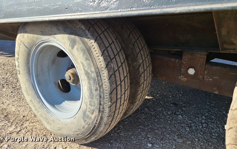 image for item DJ1653 2006 Mack CV713  grapple truck with trailer