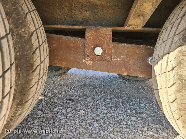 image for item DJ1653 2006 Mack CV713  grapple truck with trailer