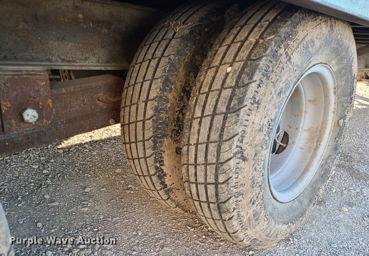 image for item DJ1653 2006 Mack CV713  grapple truck with trailer