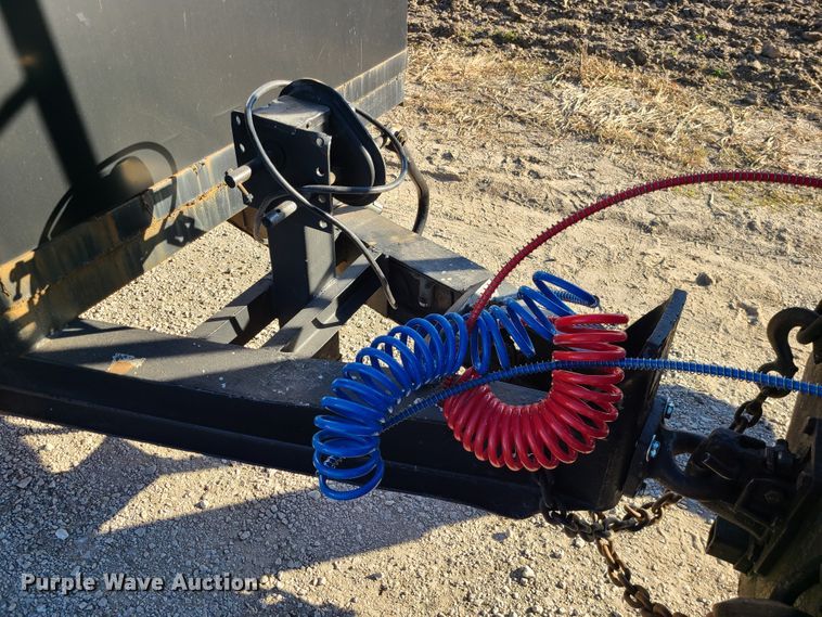 image for item DJ1653 2006 Mack CV713  grapple truck with trailer