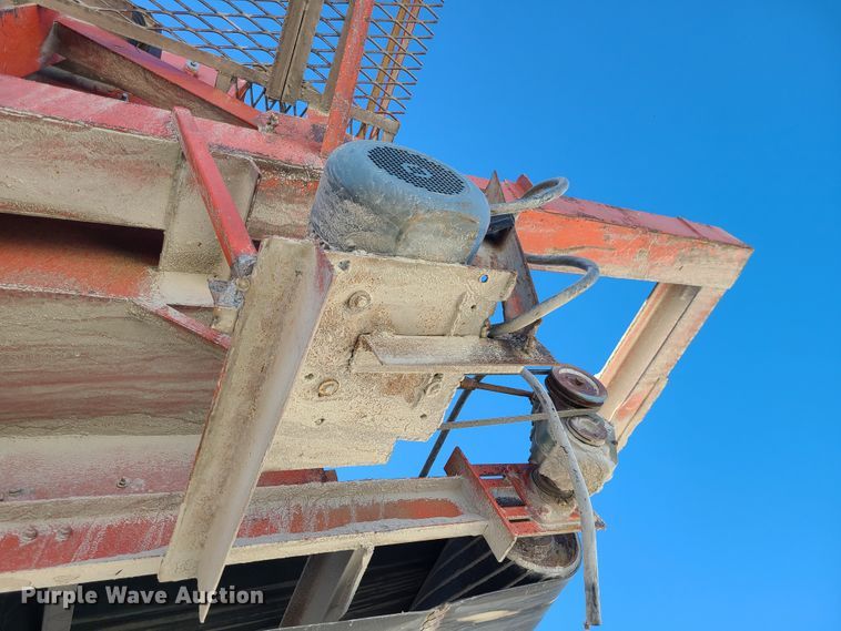 image for item DJ1654 Two deck screen