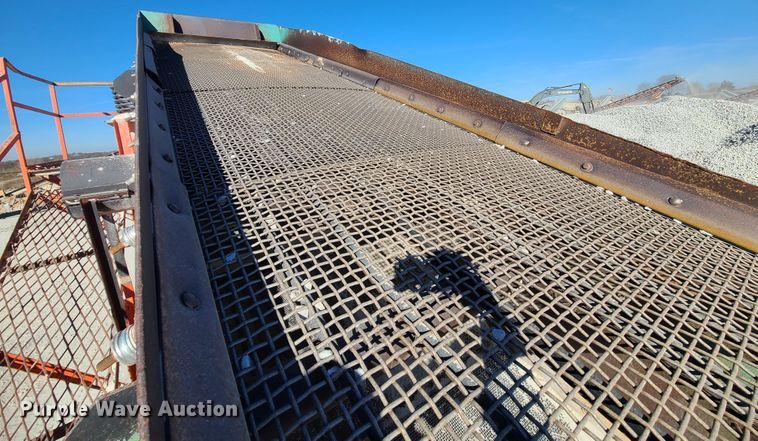 image for item DJ1654 Two deck screen