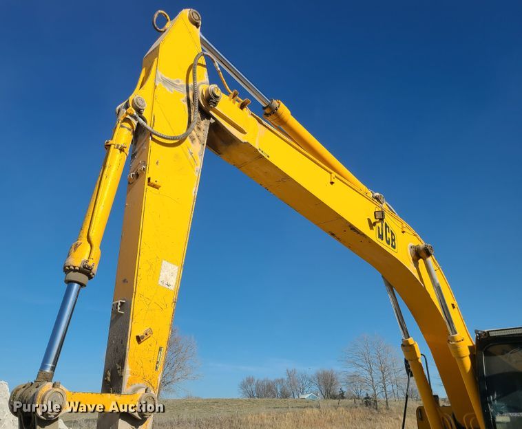 image for item DJ1655 1999 JCB JS260L  excavator