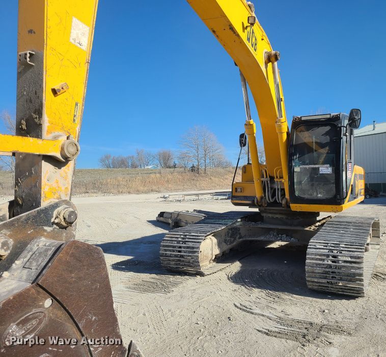 image for item DJ1655 1999 JCB JS260L  excavator